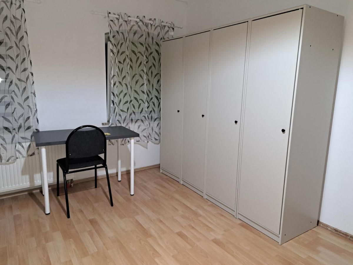 Simostay Halle  外观 照片
